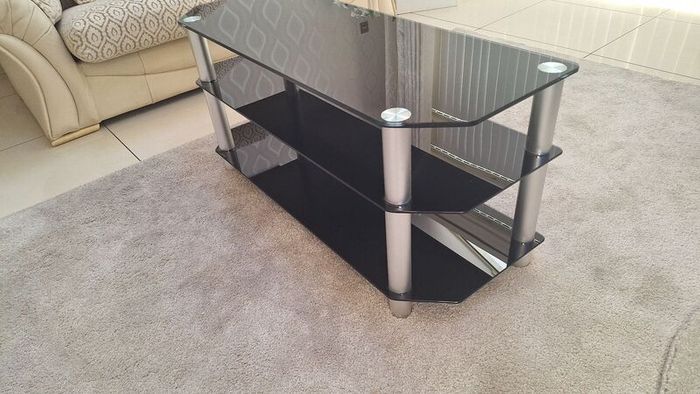 Tv table