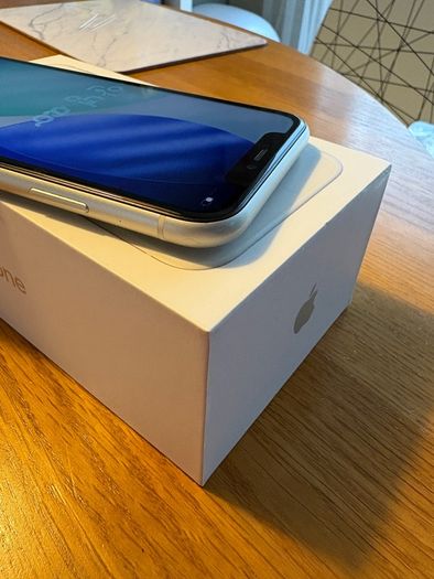 iPhone 11
