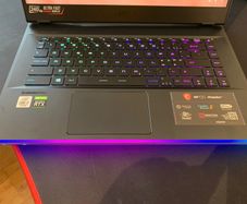 Msi Raider Gaming Laptop / Rtx 2070 / I7 5.1ghz / 2tb Hdd / 16gb Ram / 240hz
