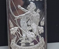 Vintage 1983 Madison Mint Valentines Day One Ounce Fine Silver Art Bar
