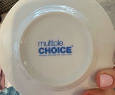 Crockery: plates, bowls etc.