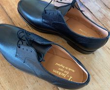 mens shoes new size 9.5 leather