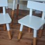 toddler table and 2 chairs Image 2