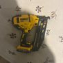 Dewalt 16g pinner Image 2