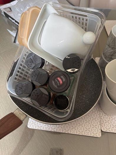 kitchen items