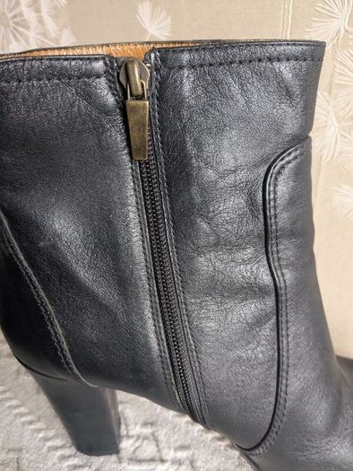 Hobbs heels size 7/5(41)