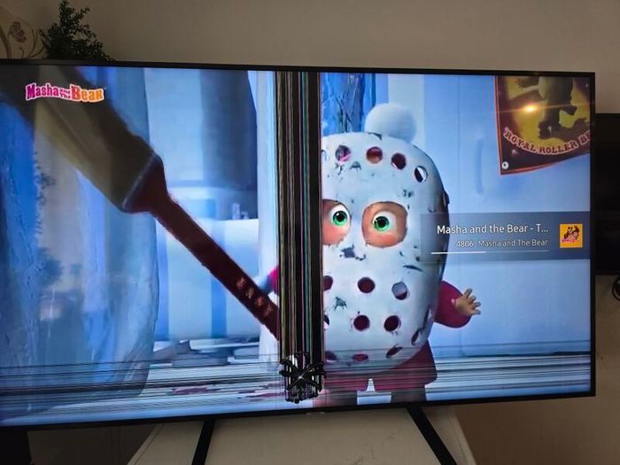 Samsung TV 65 inches