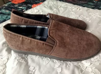 Mens House Shoes Slippers UK12 WIDE FIT