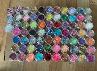 Nail glitters