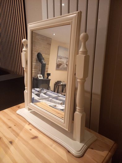 mirror