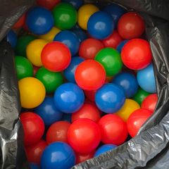 300 ball pit balls (approx)