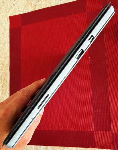 Microsoft Surface Pro 5 - Core i5 - 8gb RAM - 256gb SSD - Dockstation