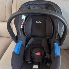 Baby car seat silver cross