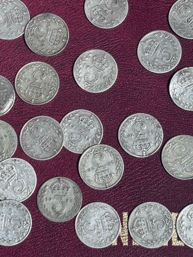 102 George V Silver Three Pence coins