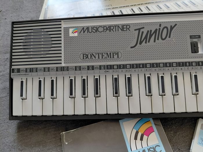 vintage Bontempi junior keyboard with cassette in box