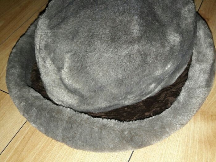 Ladies Taupe Furry Hat
