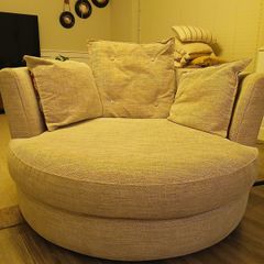 Swivle Chair