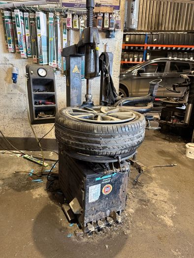 Professional used tyre changer