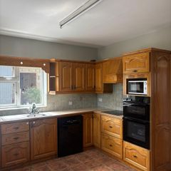 Solid Oak Kitchen