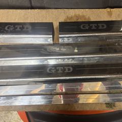 GTD door sill guard set
