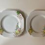 Shelly plates set of two Image 4