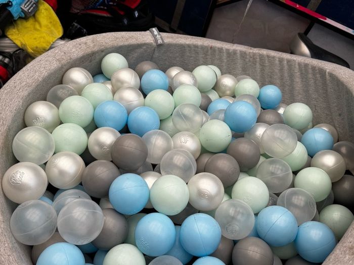 ball pond