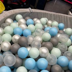 ball pond