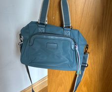 Medium-sized Handbag
