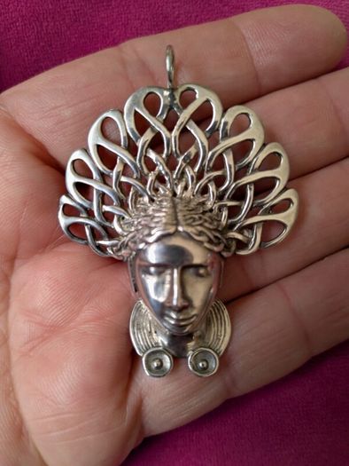 Art Nouveau silver pendant