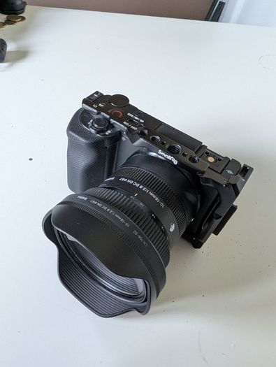 Sony ZV-E10 with Sigma 10-18 mm wide angle lens