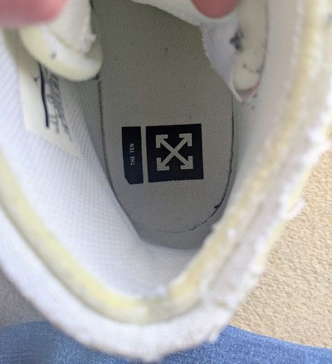 White jordans size 10 UK Nike