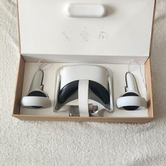 Meta Quest 2 VR Headset, Good Condition, Boxed