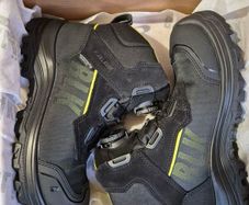 Sefty Boots Size 7(41)