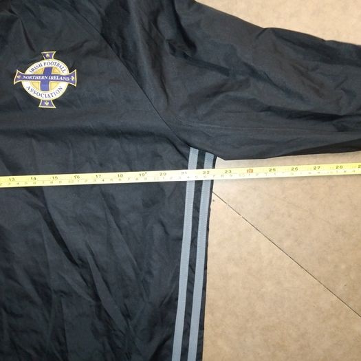 FREE POST Northern Ireland (M) Track Jacket Wind Breaker adidas Tracksuit Top Soccer Football  Irish  Norn Iron Medium