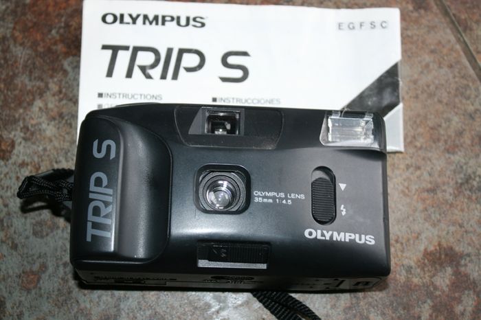 Olympus Trip S 35mm Film Camera Point and Shoot