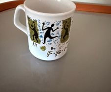 Vintage 1990s Friends TV show mug. Made in England