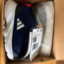Adidas toddler runners size 5 UK Image 3