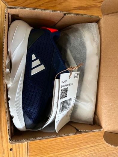 Adidas toddler runners size 5 UK