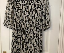 Sophie B Cream & Black Abstract Print Dress - Size 16
