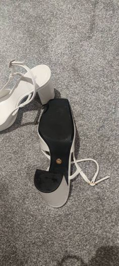 Zara cream block heels size 5