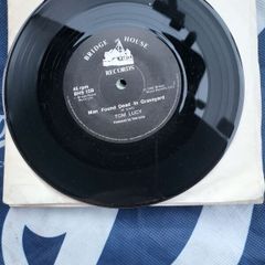 Tom Lucy Man Found Dead In Graveyard 7 inch