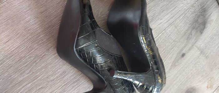 new ankle shoes size 3