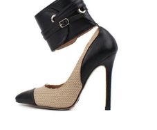 New heels  .Size 3 pls read descr