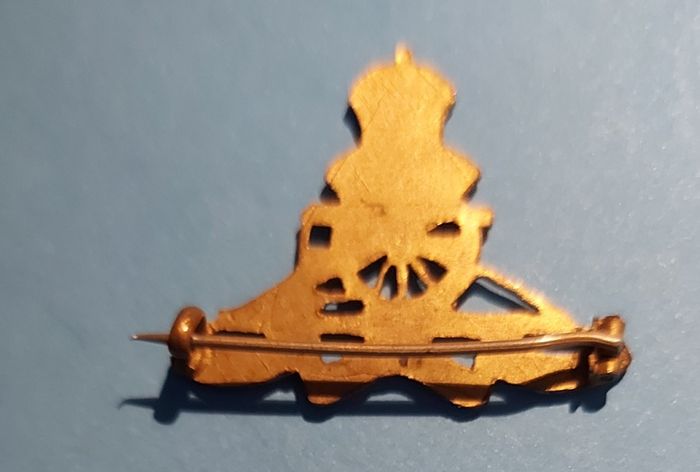 Military Badges Collection of 4