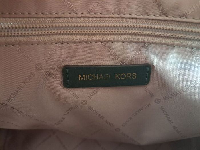 Micheal Kors Handbag