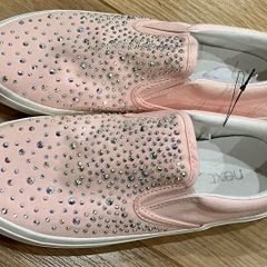 Next BNWT Girl Canvas Shoe with bling! Size 4/37