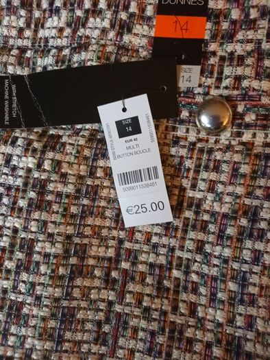Dunnes  Stores Multi Colour Boucle  Skirt.   S. 14.   B.N.W.T.