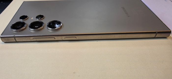 Samsung S24 Ultra 512Gb