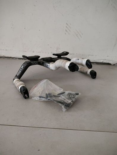 Carbon fibre TT/Triathlon handlebars