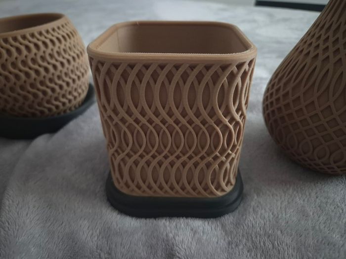 Modern decorative planter & vase set